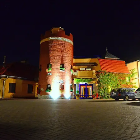 Hotel Daglezja Nad Jeziorem Kornickim Kórnik