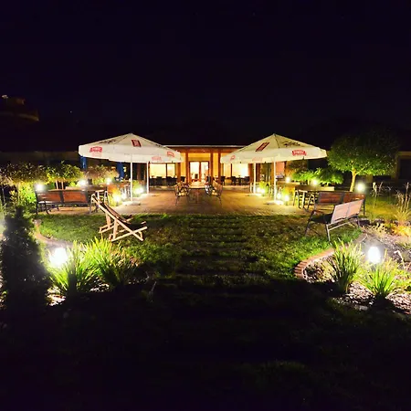 Daglezja Nad Jeziorem Kornickim