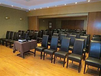 Hotel Daglezja Nad Jeziorem Kornickim 2*