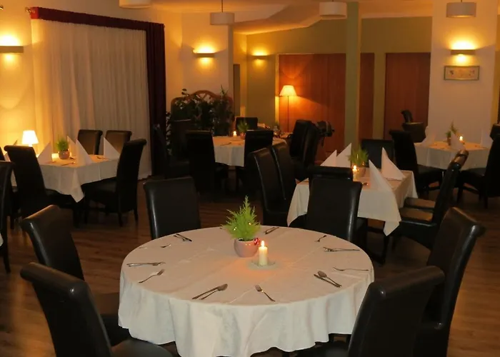 Daglezja Nad Jeziorem Kornickim Hotel Kornik