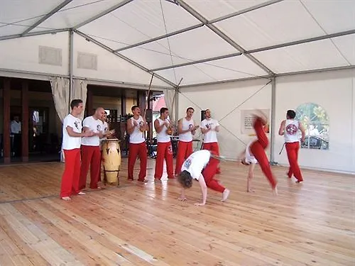 Daglezja Nad Jeziorem Kornickim 2*