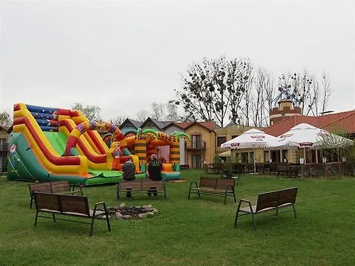 Daglezja Nad Jeziorem Kornickim 2* Kornik