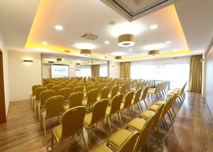 Daglezja Nad Jeziorem Kornickim