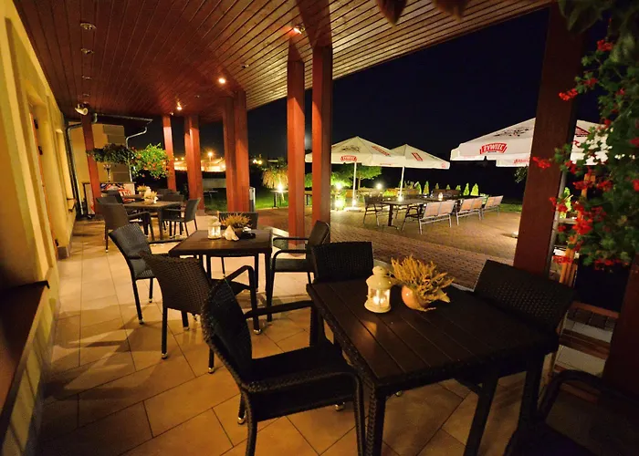 Hotel Daglezja Nad Jeziorem Kornickim 2*