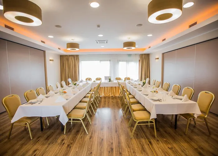 Hotel Daglezja Nad Jeziorem Kornickim